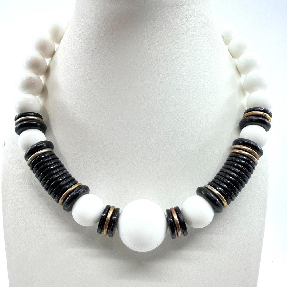 Vintage 80s Chunky Black White Bead Necklace Mod Geometric Statement Discs